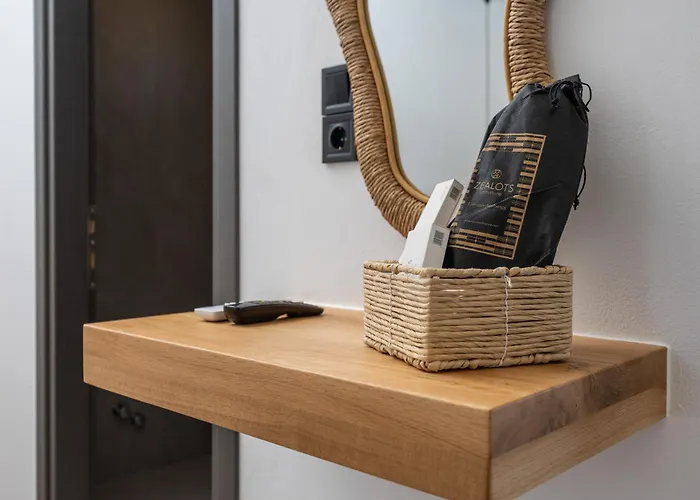 Olive Garden Hotel *