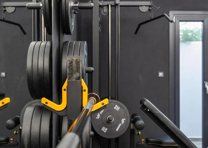 Hotel Olive Garden *